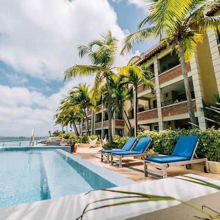 The Bellafonte - Luxury Oceanfront Hotel クラレンダイク エクステリア 写真