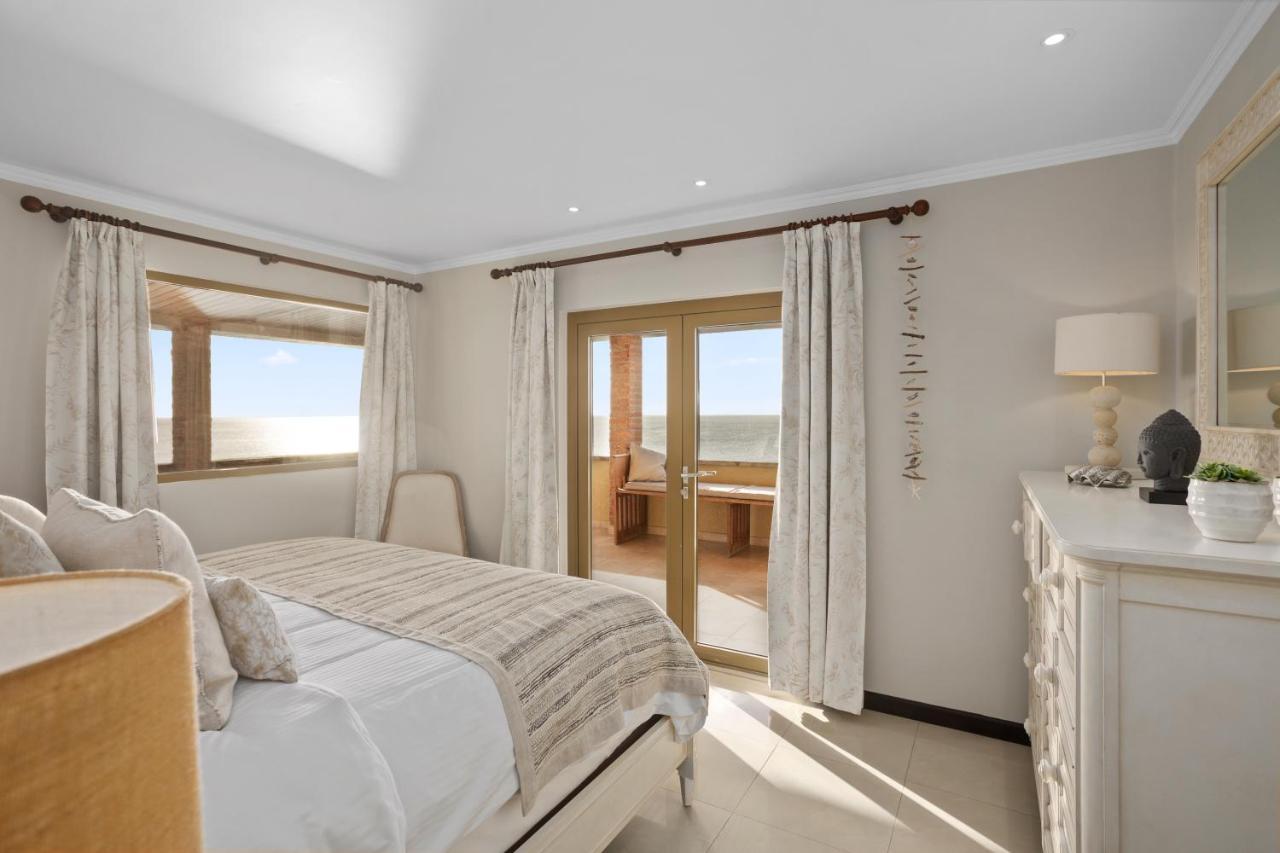 The Bellafonte - Luxury Oceanfront Hotel クラレンダイク エクステリア 写真