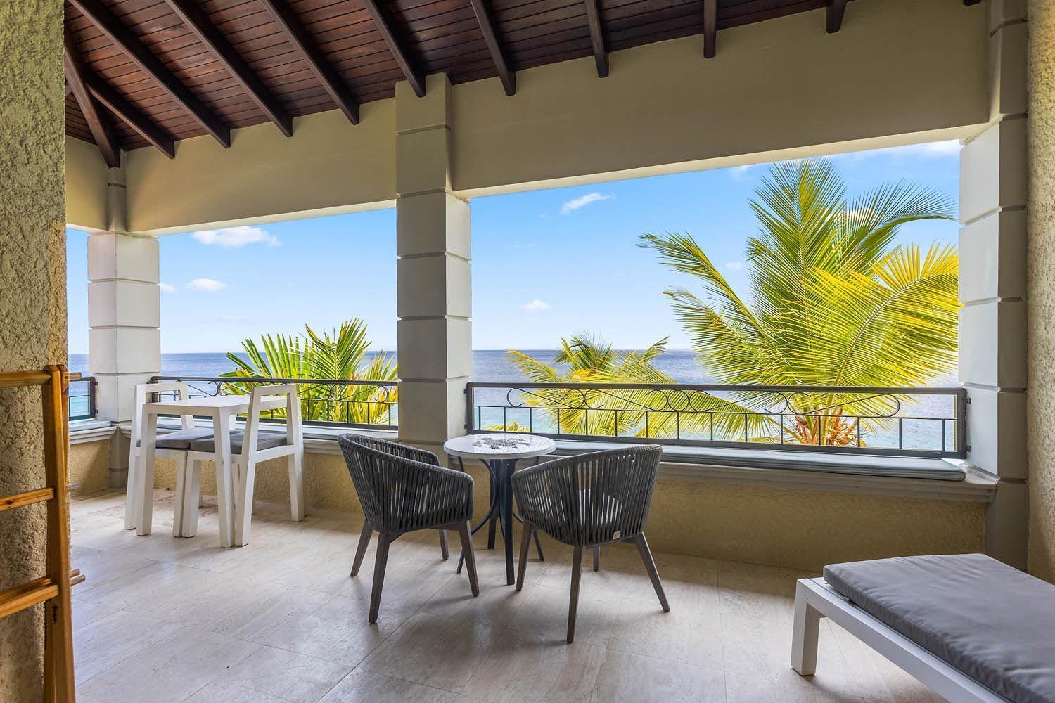 The Bellafonte - Luxury Oceanfront Hotel クラレンダイク エクステリア 写真