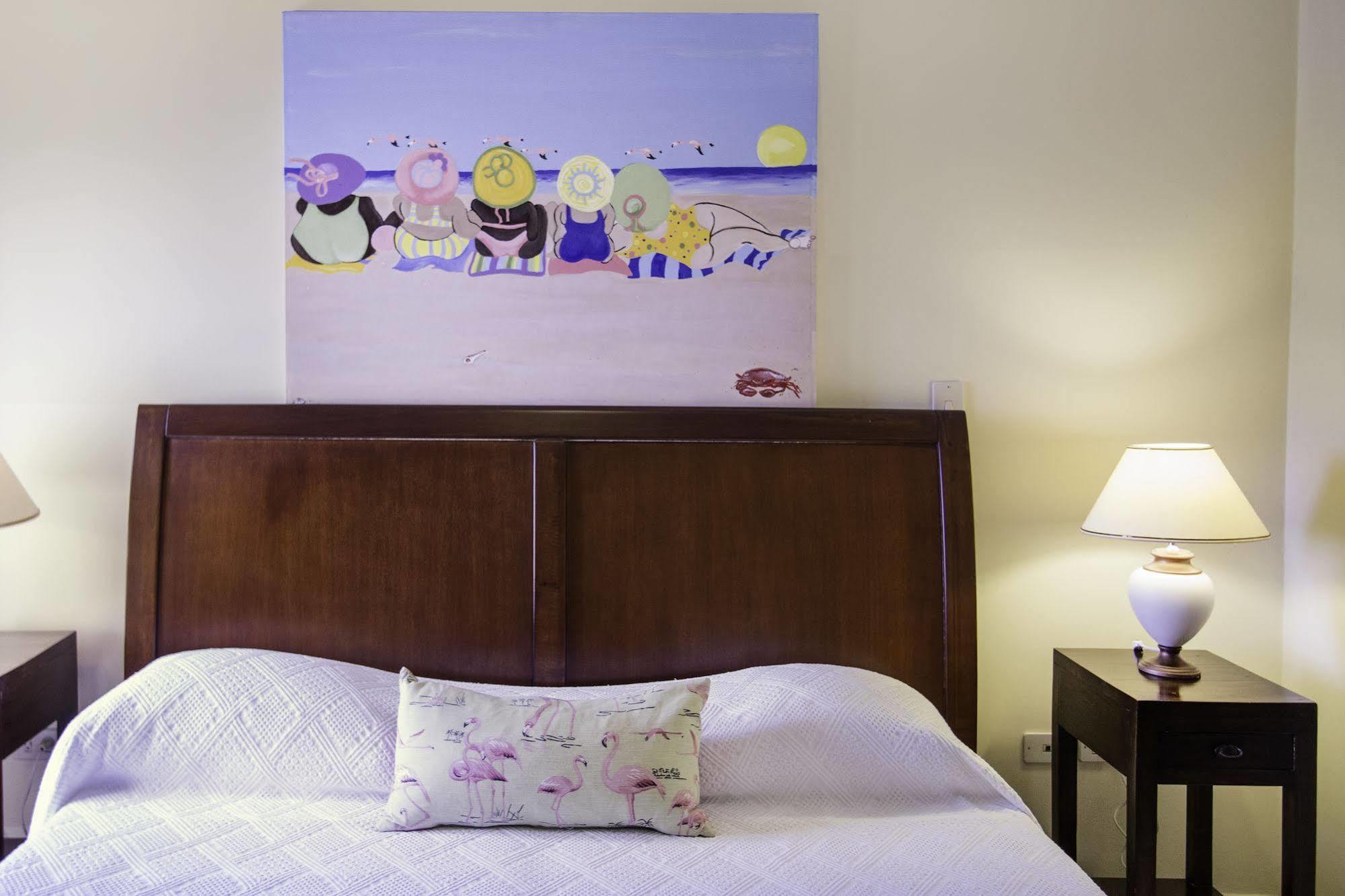 The Bellafonte - Luxury Oceanfront Hotel クラレンダイク エクステリア 写真